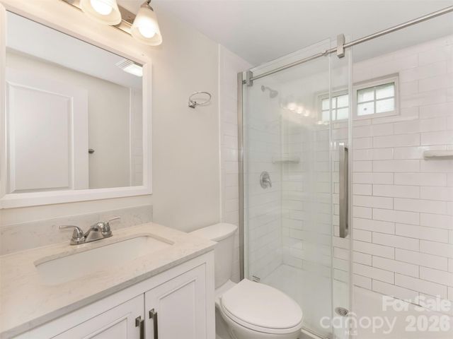 1016 Underwood Road, Matthews, NC 28104
