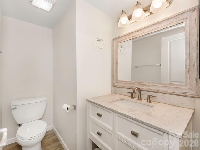 1016 Underwood Road, Matthews, NC 28104