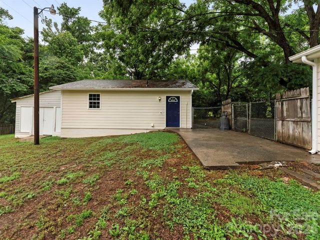 1016 Underwood Road, Matthews, NC 28104
