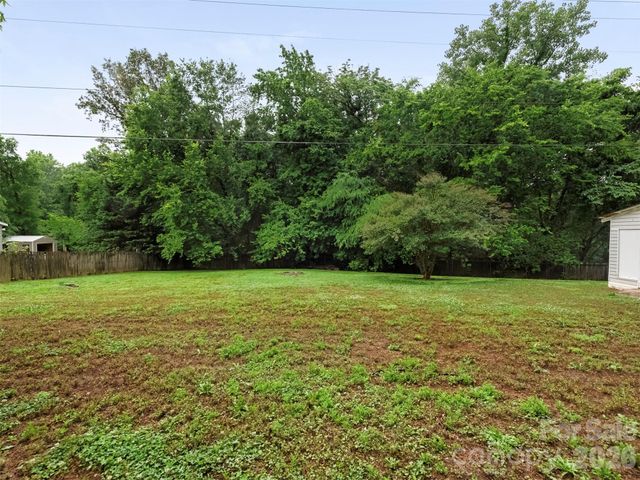 1016 Underwood Road, Matthews, NC 28104