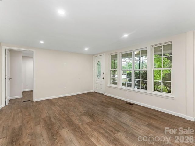 1016 Underwood Road, Matthews, NC 28104