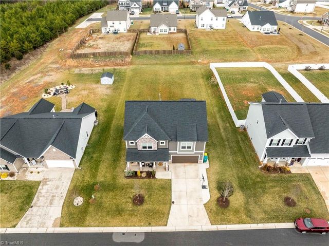 6284 Finch Meadow Court, Clemmons, NC 27012