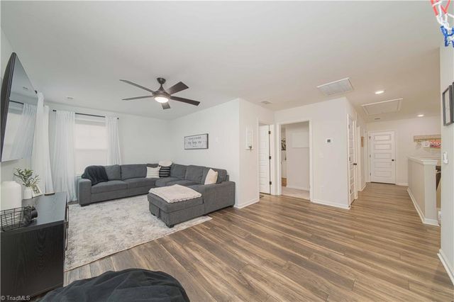 6284 Finch Meadow Court, Clemmons, NC 27012