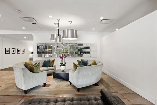 3883 Turtle Creek Boulevard 408, Dallas, TX 75219