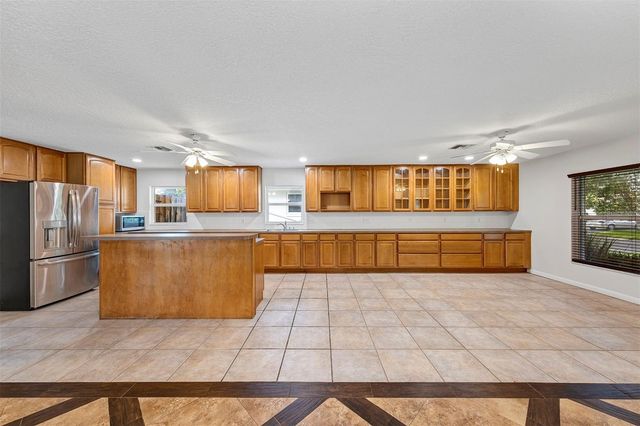 3021 BRANDYWINE DRIVE, Orlando, FL 32806