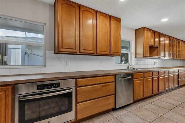 3021 BRANDYWINE DRIVE, Orlando, FL 32806