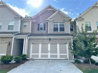 203 Yellowwood Way, Woodstock, GA 30188