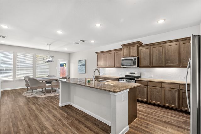 628 Hidden Cove Drive, Princeton, TX 75407