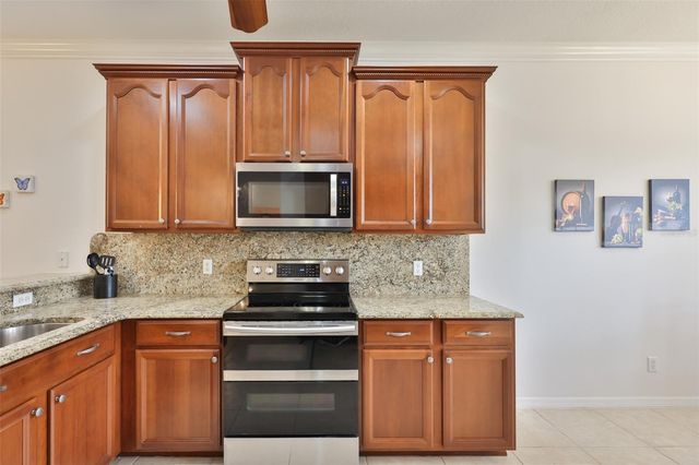 147 SILVER FALLS DRIVE, Apollo Beach, FL 33572