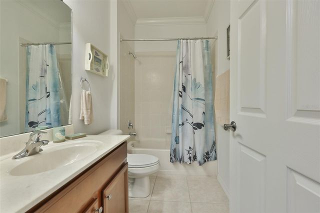 147 SILVER FALLS DRIVE, Apollo Beach, FL 33572