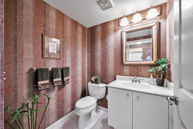 2880 NE 14th Street Causeway 710, Pompano Beach, FL 33062