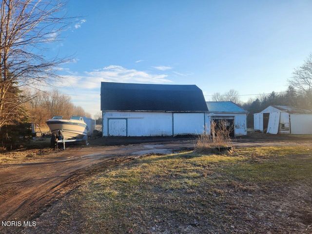 8535 Airport Highway, Holland, OH 43528