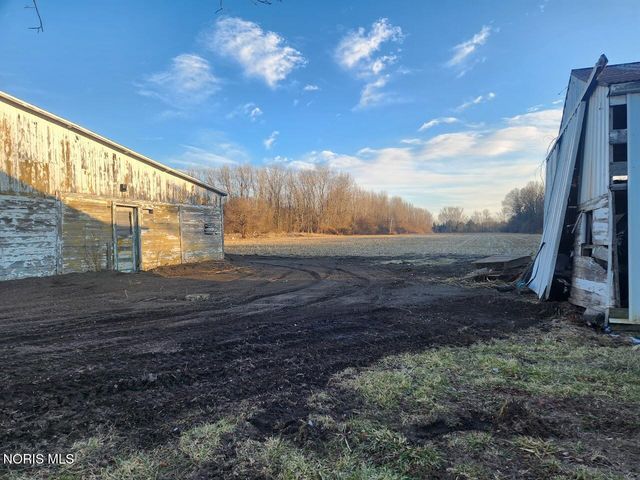 8535 Airport Highway, Holland, OH 43528