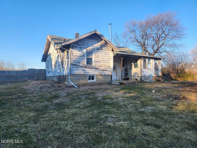 8535 Airport Highway, Holland, OH 43528