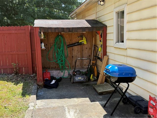 114 Greydon Ave, Mckees Rocks, PA 15136