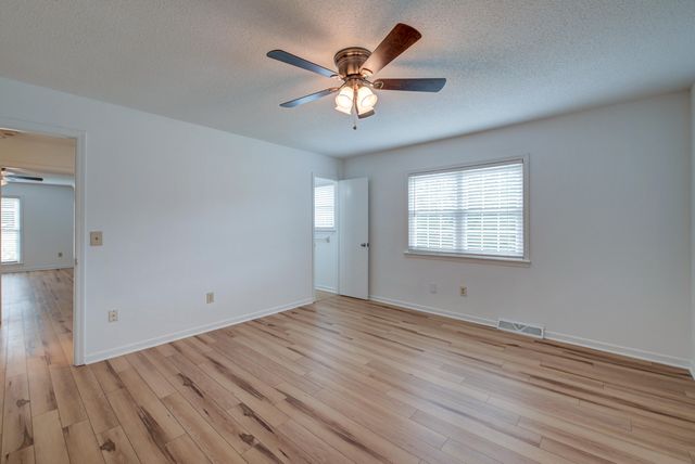 237 Horseshoe Drive, Goose Creek, SC 29445