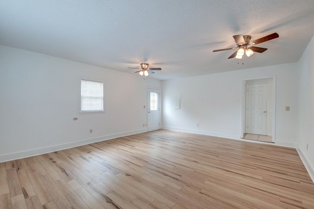 237 Horseshoe Drive, Goose Creek, SC 29445