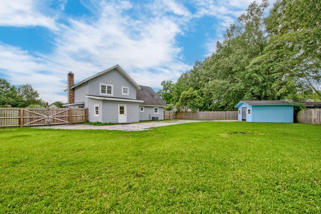 237 Horseshoe Drive, Goose Creek, SC 29445