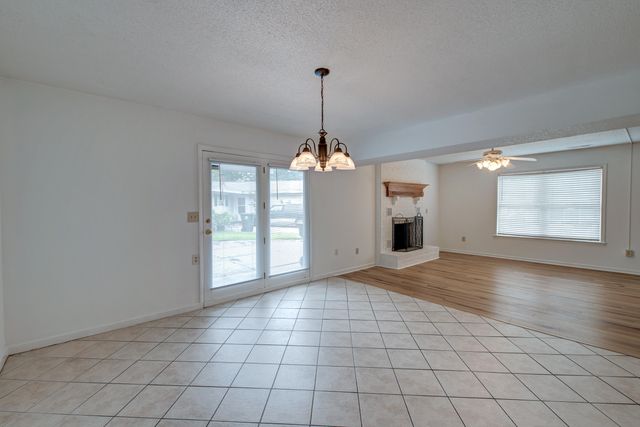 237 Horseshoe Drive, Goose Creek, SC 29445