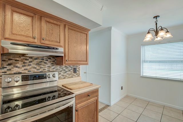 237 Horseshoe Drive, Goose Creek, SC 29445