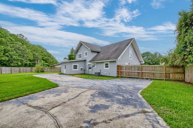 237 Horseshoe Drive, Goose Creek, SC 29445