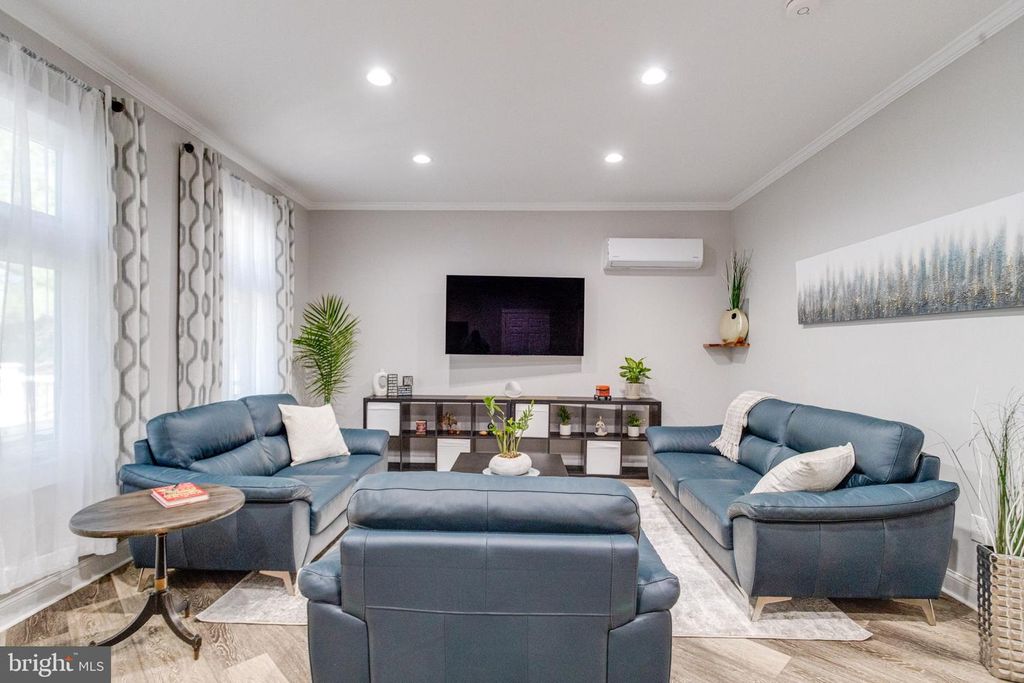 Image 11 of property listing at 602 CASCADE VIEW CT, Parkton, MD 21120