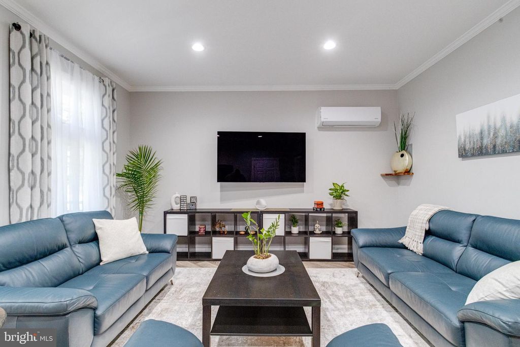 Image 12 of property listing at 602 CASCADE VIEW CT, Parkton, MD 21120