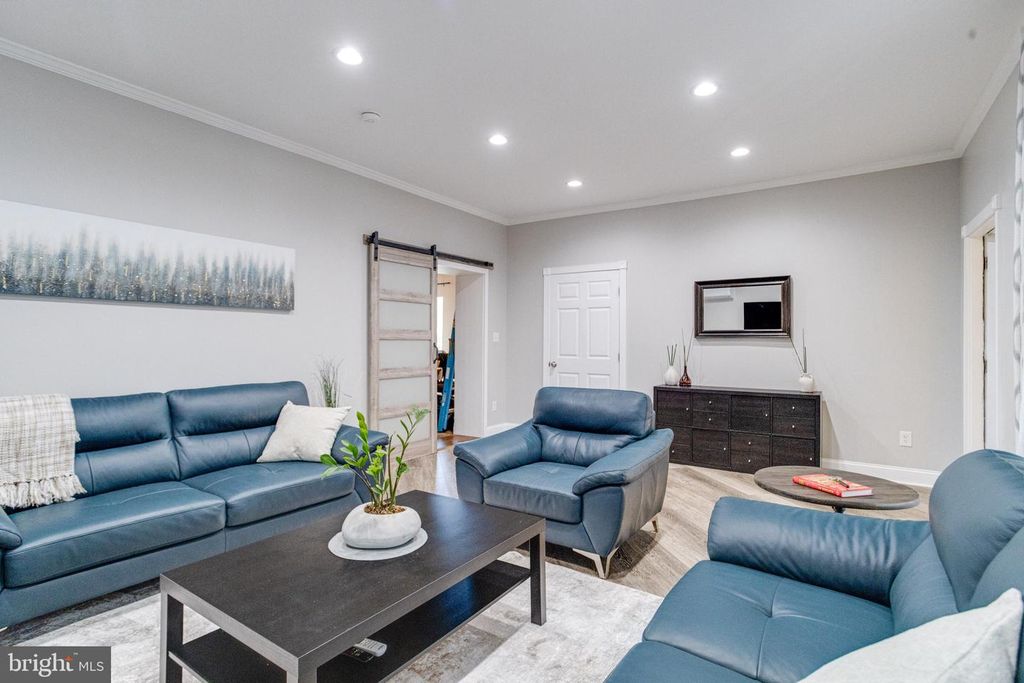 Image 14 of property listing at 602 CASCADE VIEW CT, Parkton, MD 21120