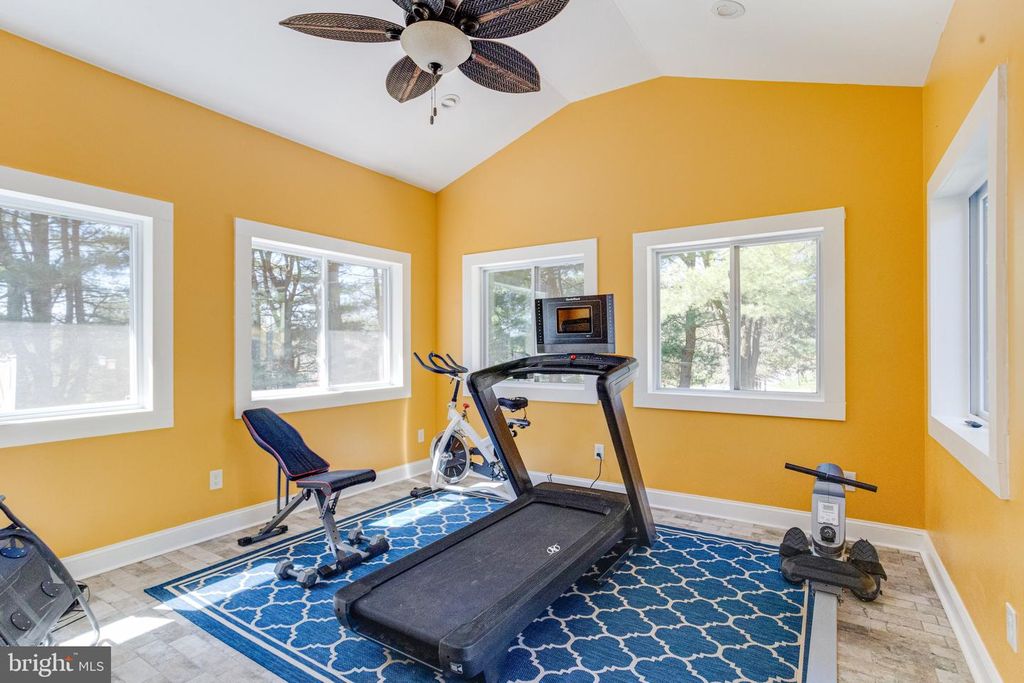 Image 16 of property listing at 602 CASCADE VIEW CT, Parkton, MD 21120