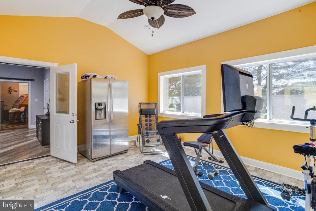 Image 17 of property listing at 602 CASCADE VIEW CT, Parkton, MD 21120