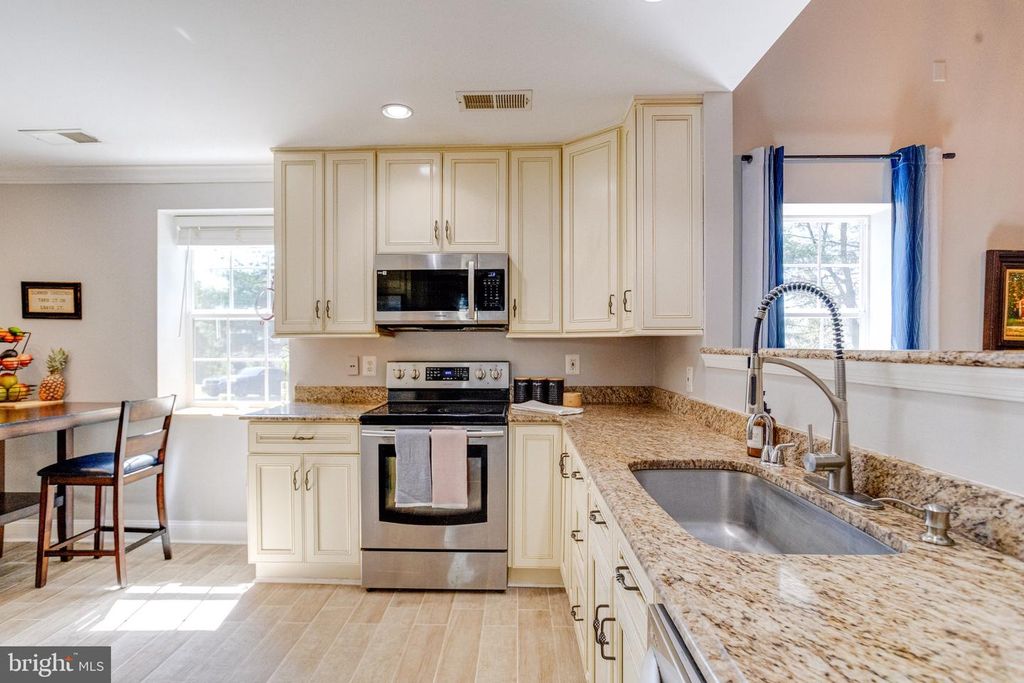 Image 30 of property listing at 602 CASCADE VIEW CT, Parkton, MD 21120