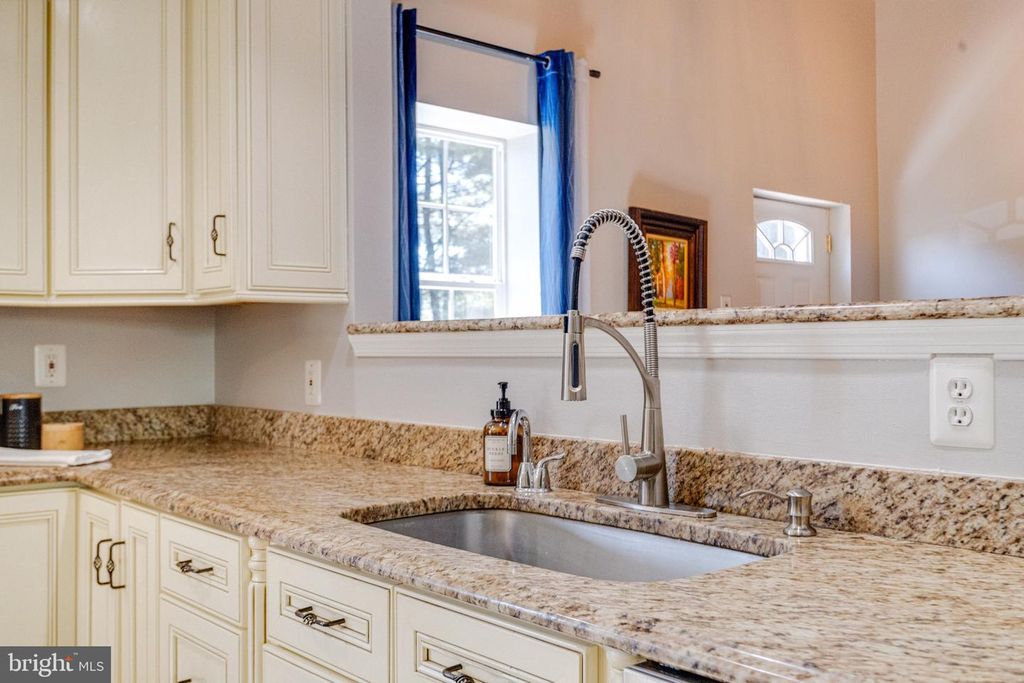 Image 31 of property listing at 602 CASCADE VIEW CT, Parkton, MD 21120