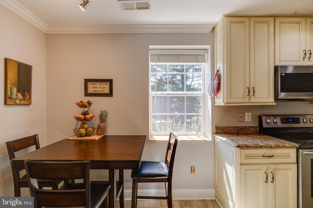 Image 32 of property listing at 602 CASCADE VIEW CT, Parkton, MD 21120