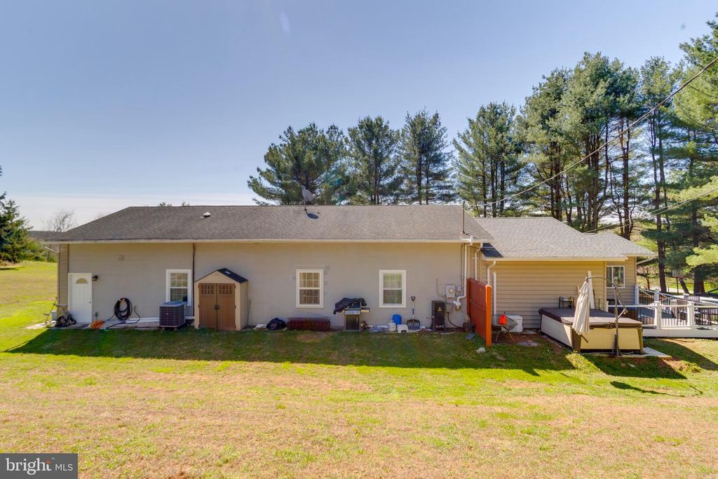 Image 67 of property listing at 602 CASCADE VIEW CT, Parkton, MD 21120