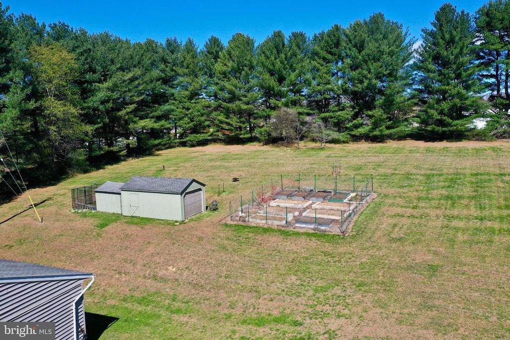 Image 74 of property listing at 602 CASCADE VIEW CT, Parkton, MD 21120