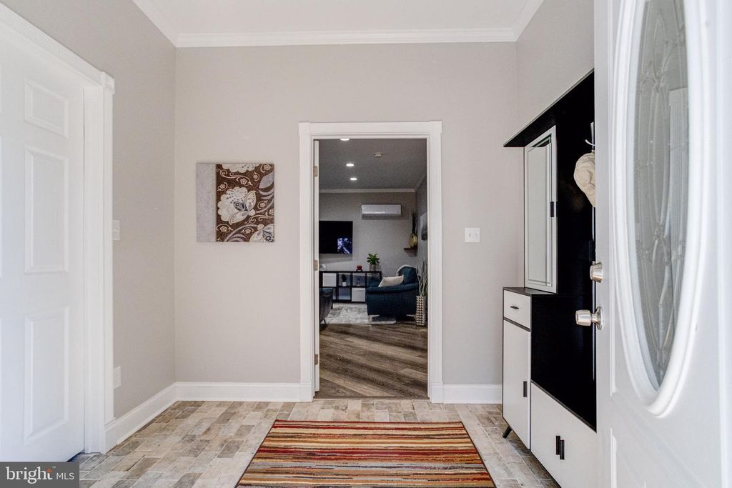 Image 9 of property listing at 602 CASCADE VIEW CT, Parkton, MD 21120