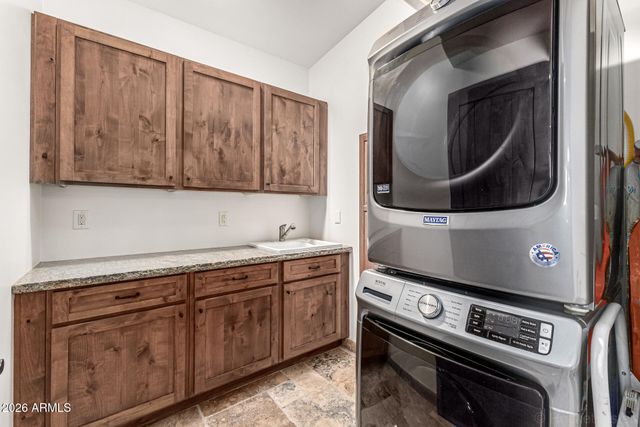 601 W GIBRALTAR Lane, Phoenix, AZ 85023