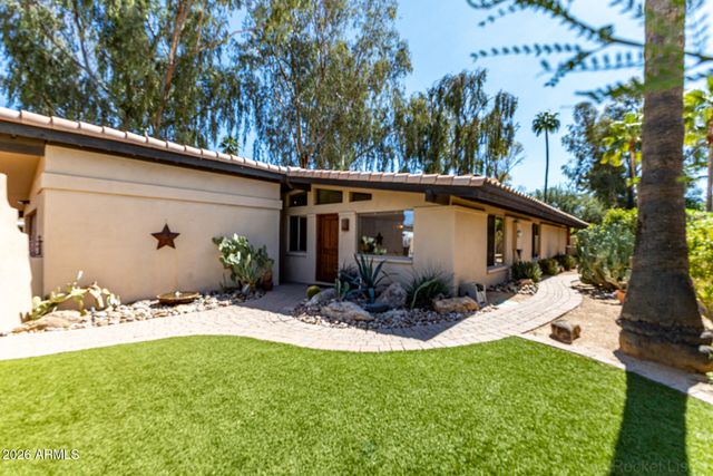 601 W GIBRALTAR Lane, Phoenix, AZ 85023