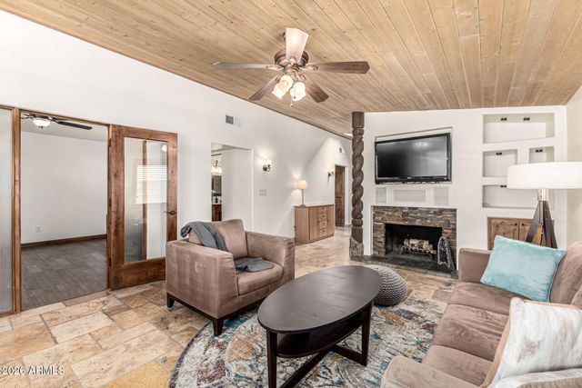 601 W GIBRALTAR Lane, Phoenix, AZ 85023