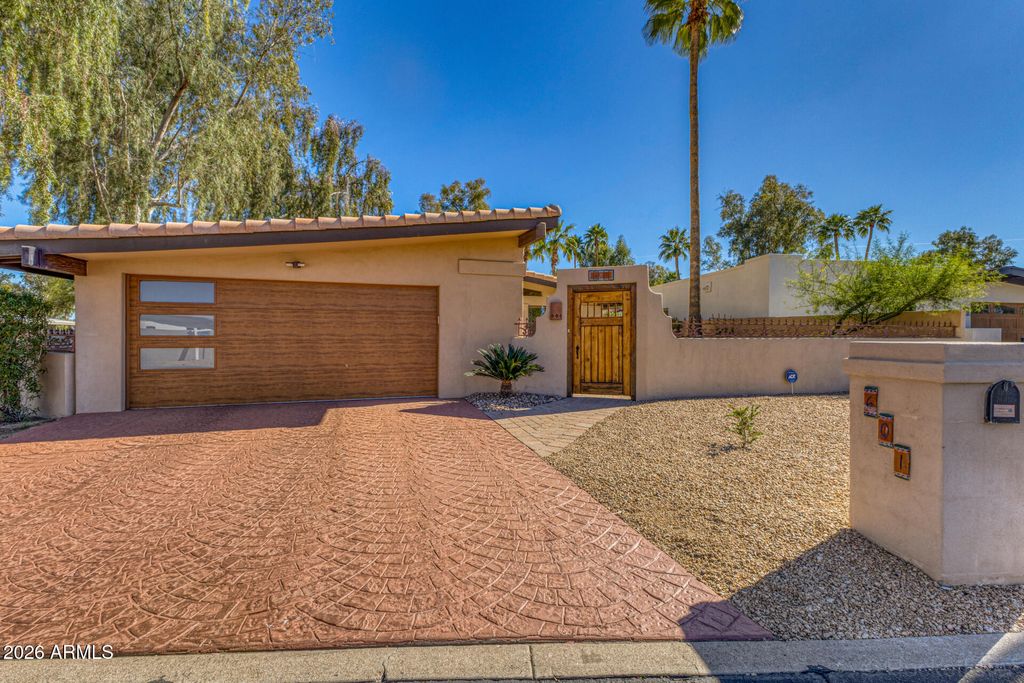 601 W GIBRALTAR Lane, Phoenix, AZ 85023