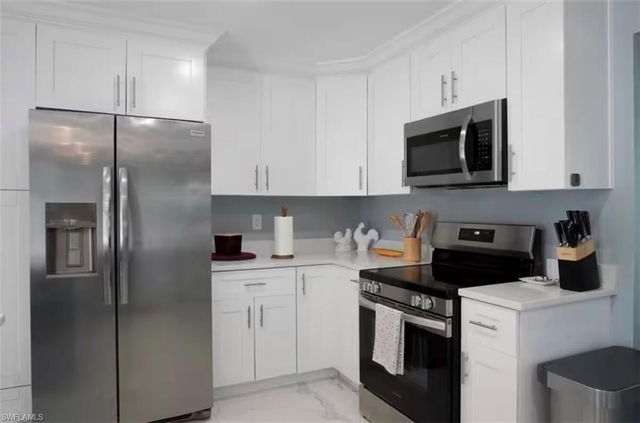 1745 Hanson ST, Fort Myers, FL 33901