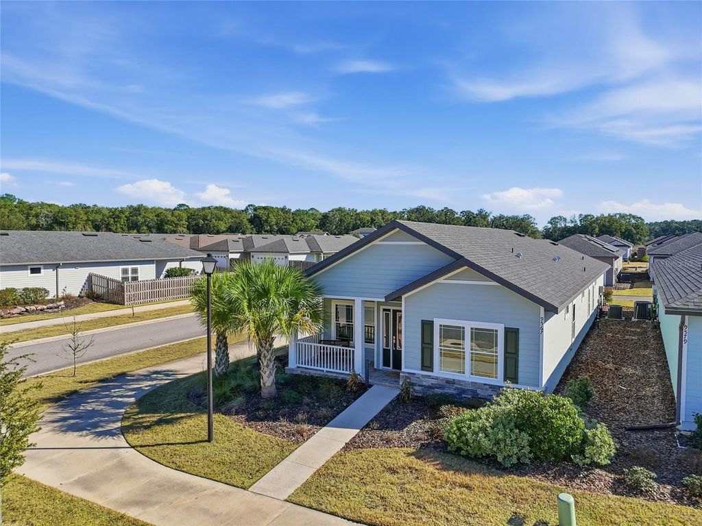 Image 3 of property listing at 9567 SW 66TH LANE, Gainesville, FL 32608