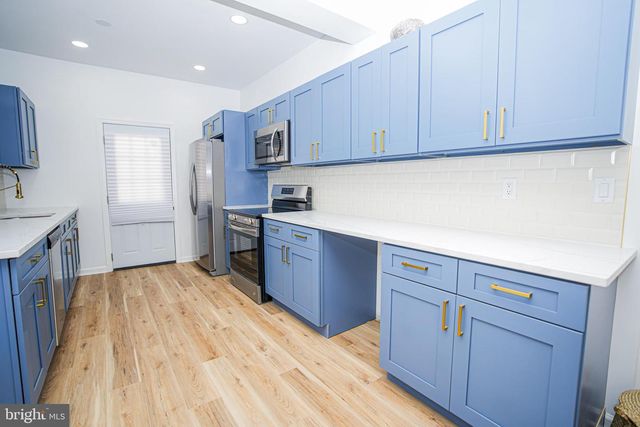 1730 N 26TH STREET, Philadelphia, PA 19121