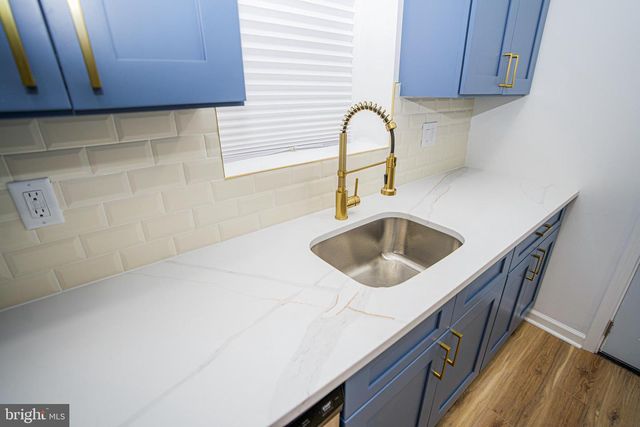 1730 N 26TH STREET, Philadelphia, PA 19121