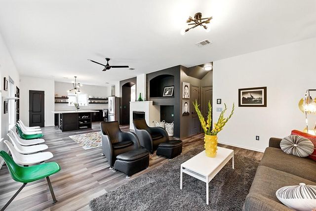 6804 Gabion DR, Austin, TX 78749