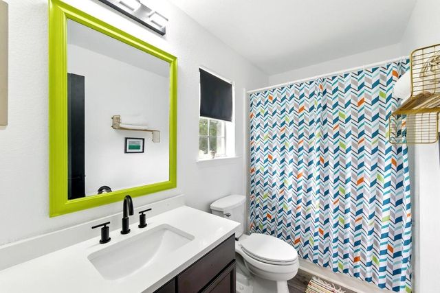 6804 Gabion DR, Austin, TX 78749