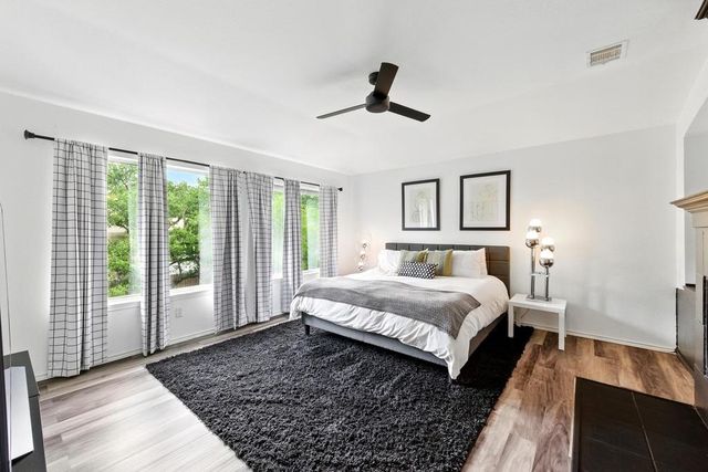 6804 Gabion DR, Austin, TX 78749