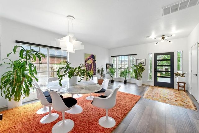 6804 Gabion DR, Austin, TX 78749