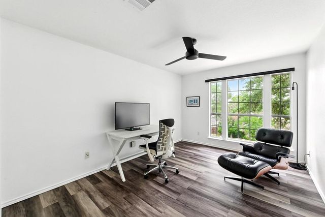 6804 Gabion DR, Austin, TX 78749