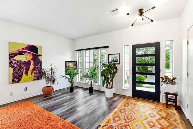 6804 Gabion DR, Austin, TX 78749